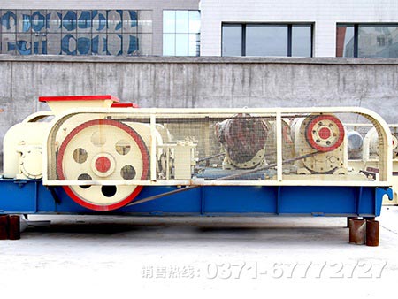 齒輥破碎機和對輥破碎機結(jié)構(gòu)、破碎方式等對比