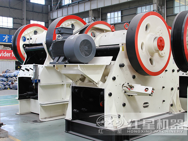 購機(jī)指南：什么樣的石頭顎式碎石機(jī)才是高質(zhì)量的？