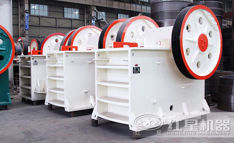 哪兒有小型石子破碎機(jī)？一套價(jià)錢是多少？