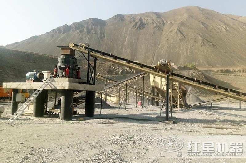 中型碎石機(jī)多少錢一臺(tái)，一天能碎多少石頭？