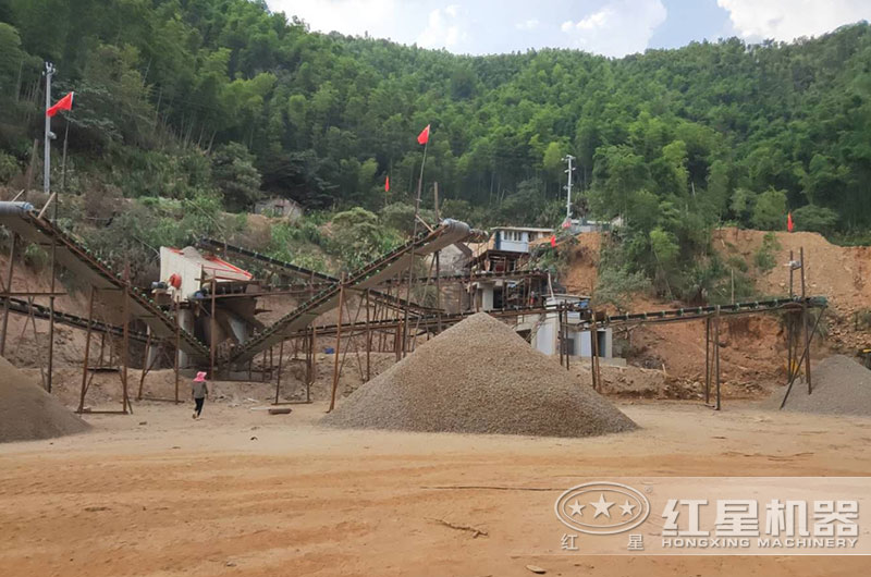 15萬預(yù)算，能買到哪種河卵石及建筑廢料用多功能破碎機(jī)？